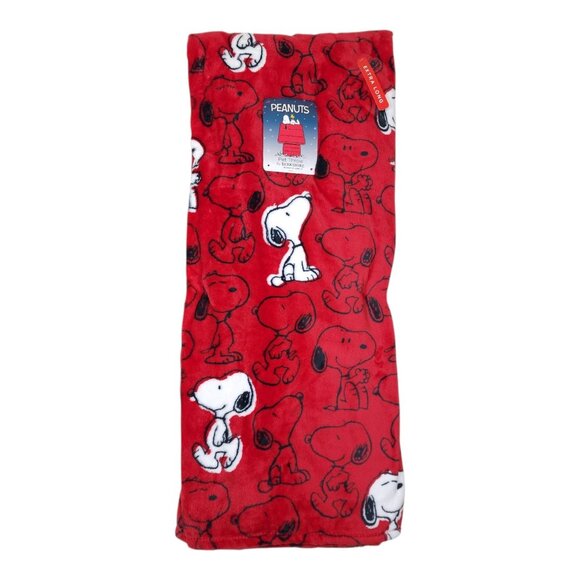 Peanuts Snoopy Extra Long Pet Throw Blanket 60" x 70" by Berkshire Red - Picture 1 of 11
